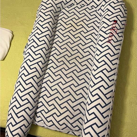 Dockatot Grand. - Picture 2 of 2